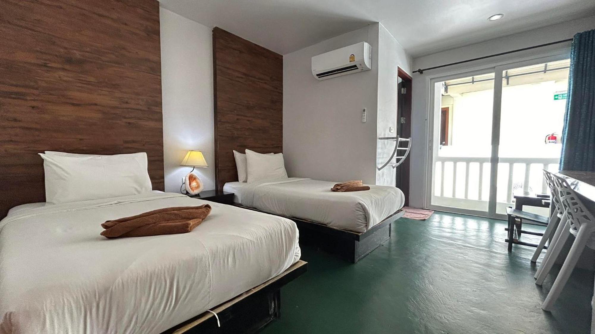Pp Insula Hotel Kepulauan Phi Phi Bagian luar foto