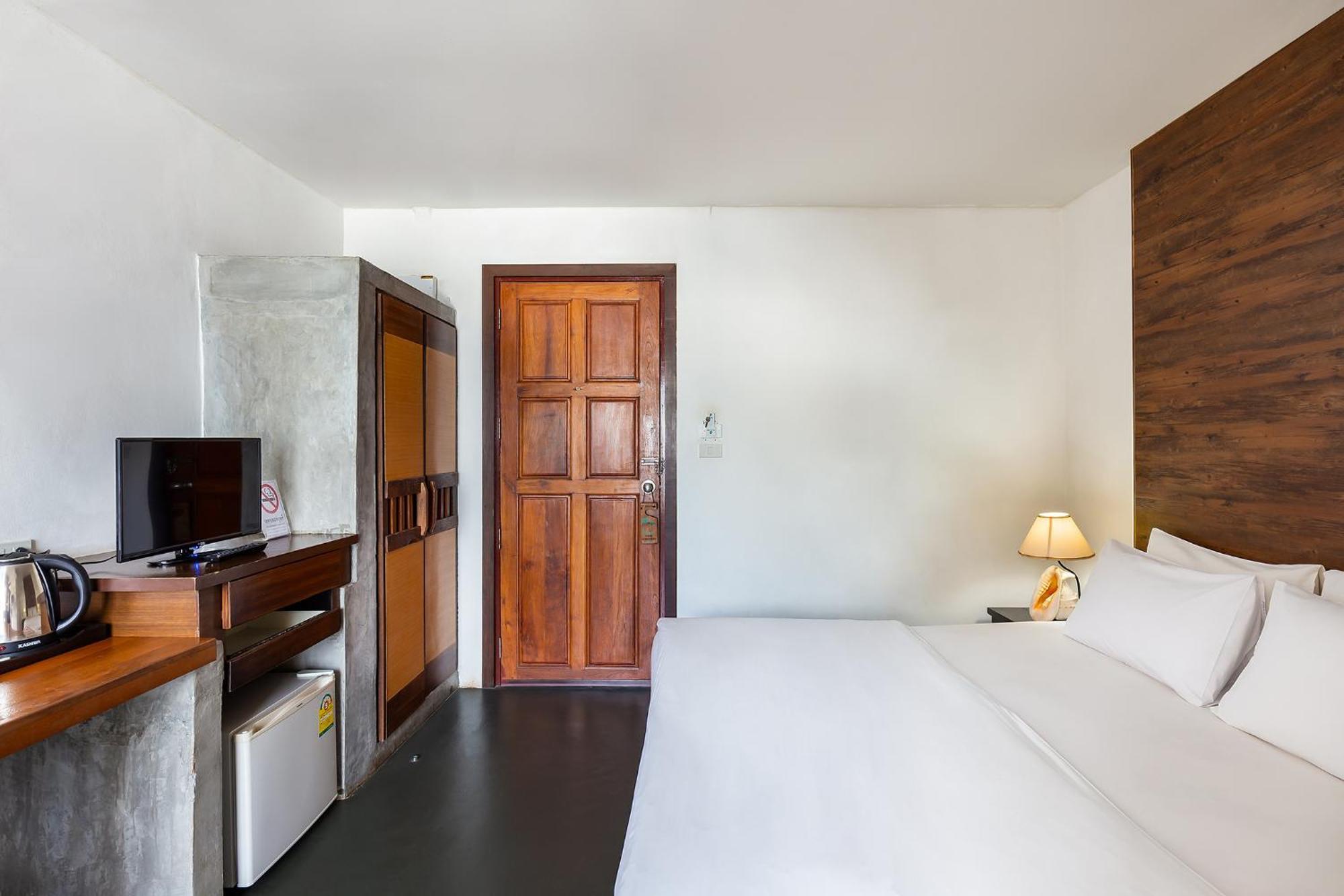 Pp Insula Hotel Kepulauan Phi Phi Bagian luar foto