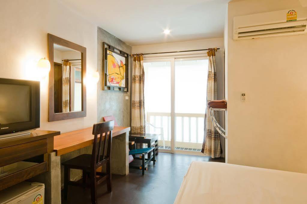 Pp Insula Hotel Kepulauan Phi Phi Bagian luar foto
