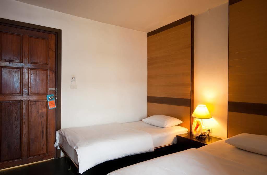 Pp Insula Hotel Kepulauan Phi Phi Bagian luar foto